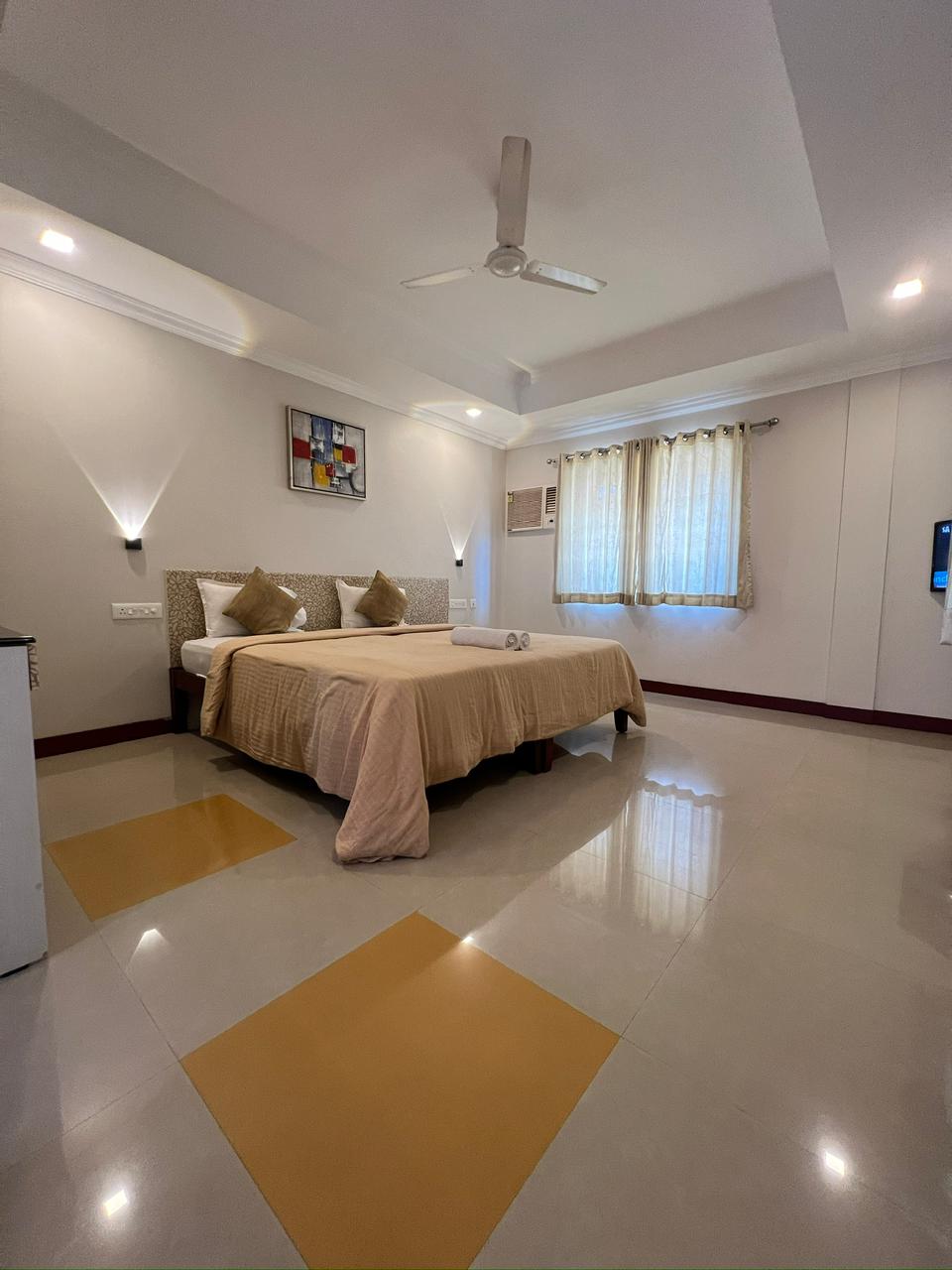 Spacious family room with king bed